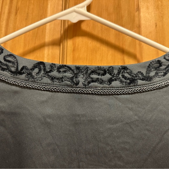 Chico’s Satin Chenille Smocked Blouse Size 2 (12) - Picture 7 of 7